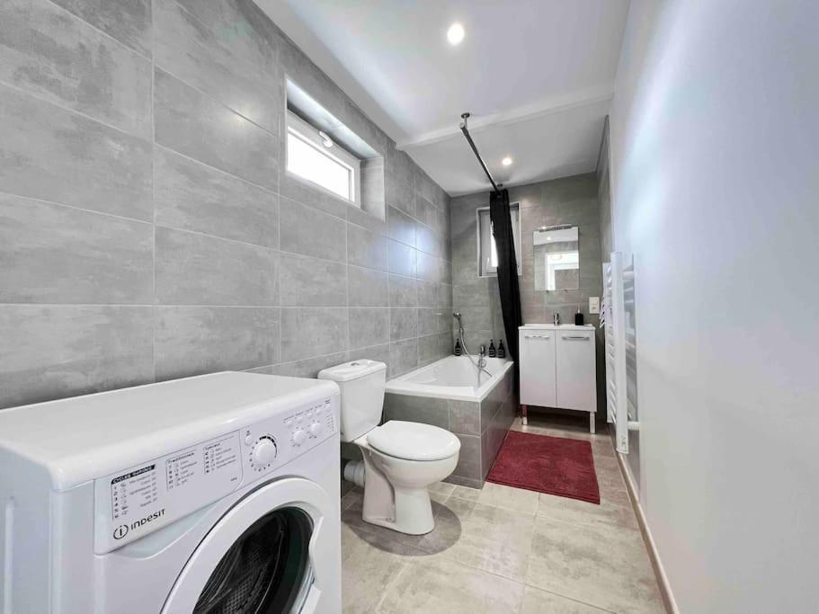 Appartement Avec Terrasse, Climatisation Et Parking Prive ! Le Teil Ngoại thất bức ảnh